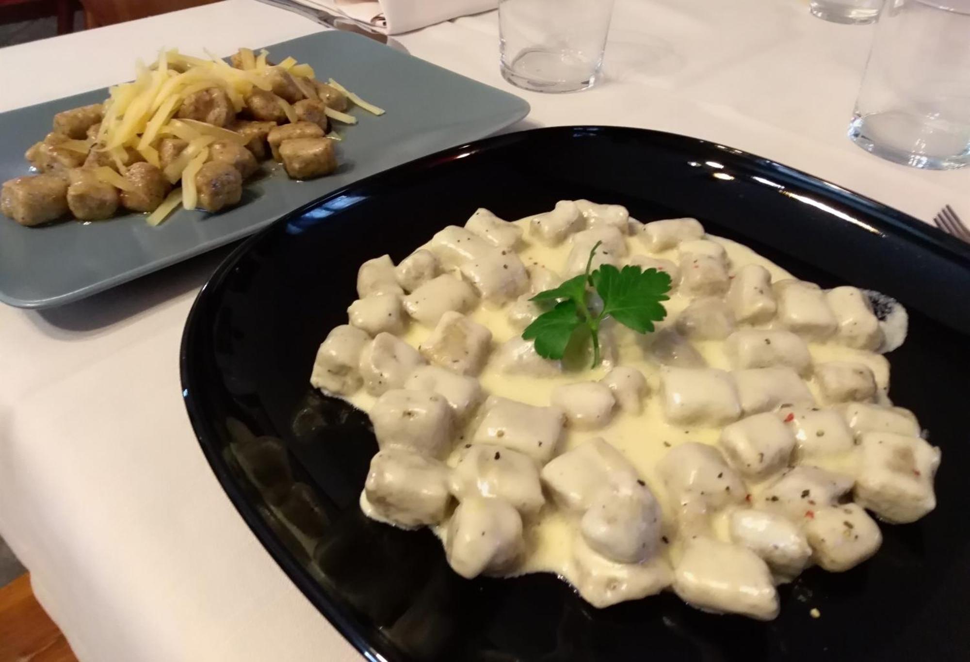 Albergo Ristorante Coppa Dazio Exterior foto